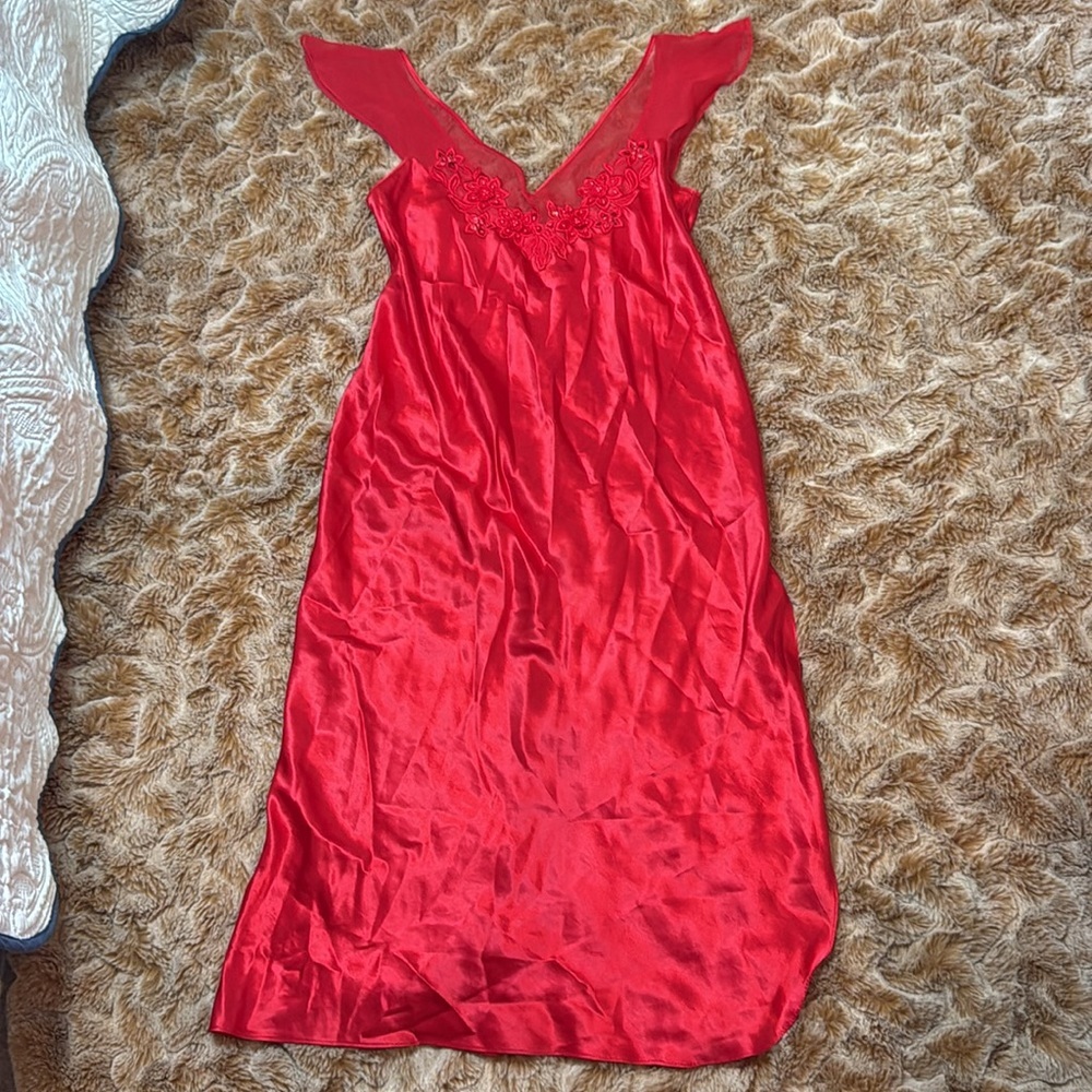 Vintage California Dinasty Elegant Red Nightgown size M